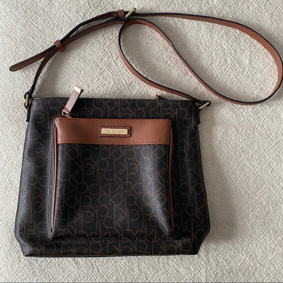 CALVIN KLEIN Monogram Crossbody - Picture 3 of 7